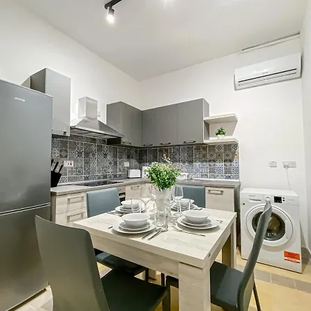 Color Mania Family 7 - By Solea Homes Appartamento