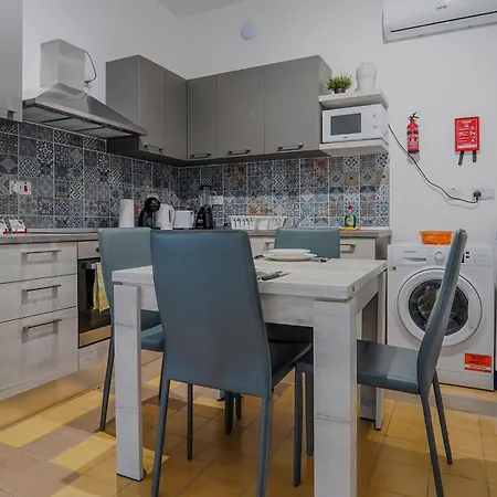 Color Mania Family 7 - By Solea Homes Apartamento